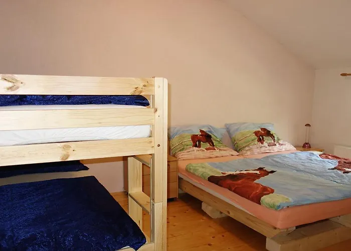 Jazdecky Areal Budicka アパート