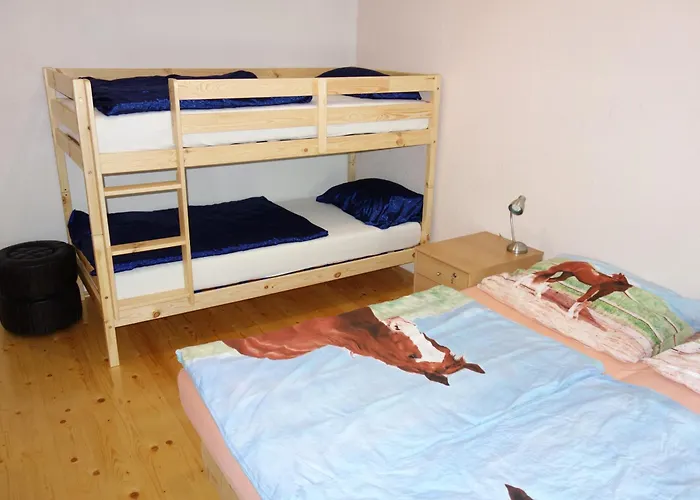 Jazdecky Areal Budicka アパート *